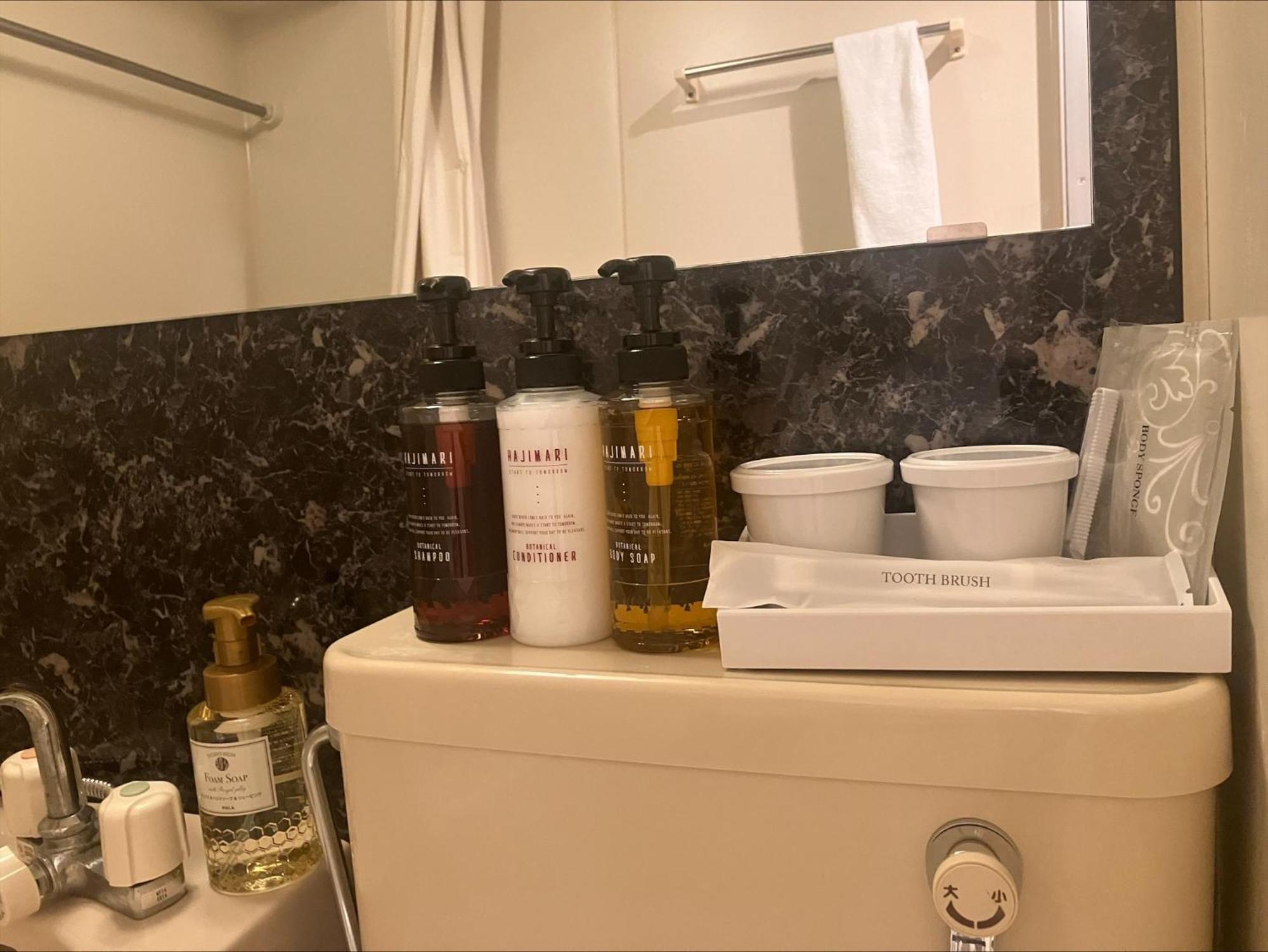 Hotel Livemax Budget Higashi Ueno Tokio Buitenkant foto